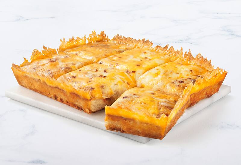 Detroit Pan Pizza Loaded Cheese